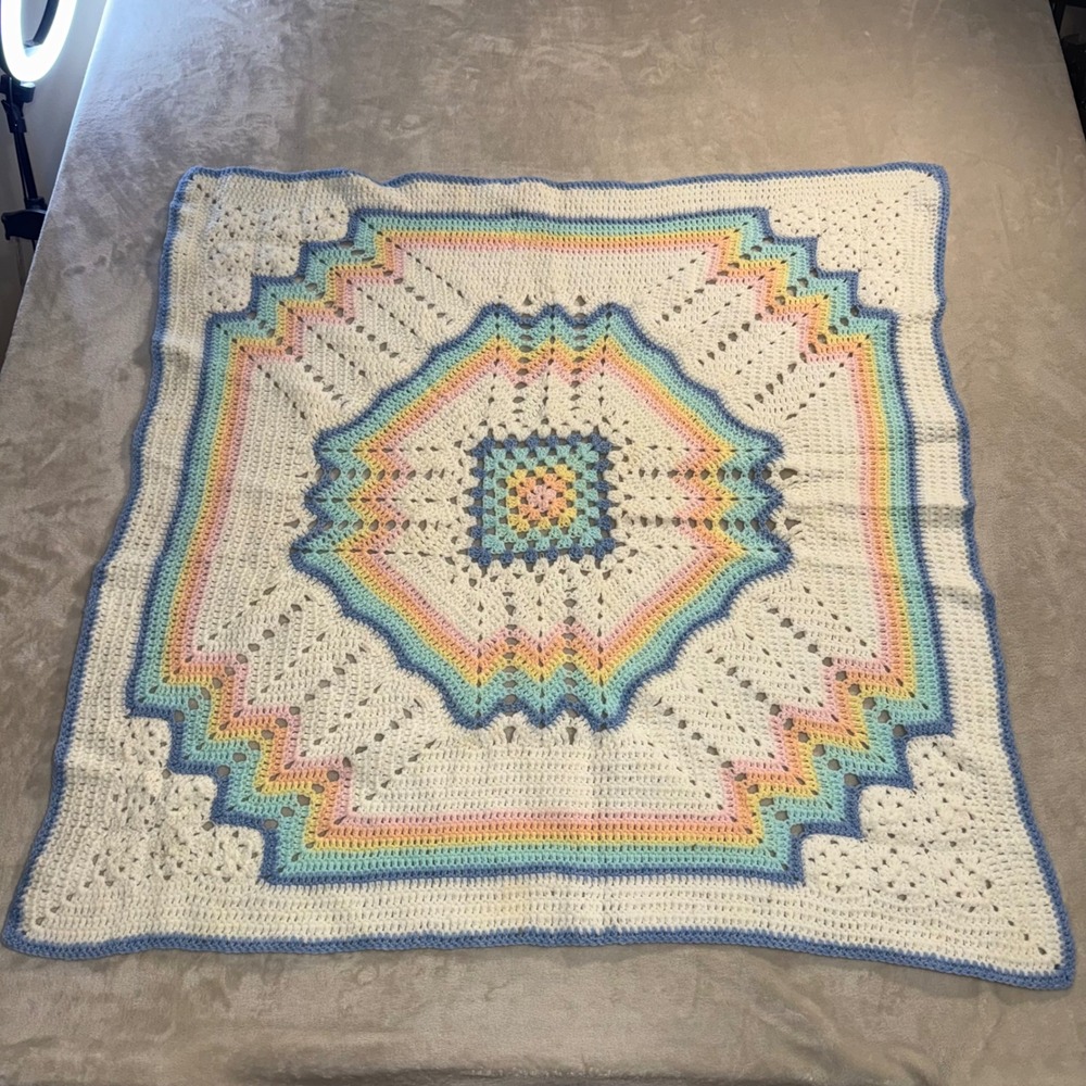 Handmade Crochet Rainbow Baby Blanket White Pastel Starburst Granny Square 34x34